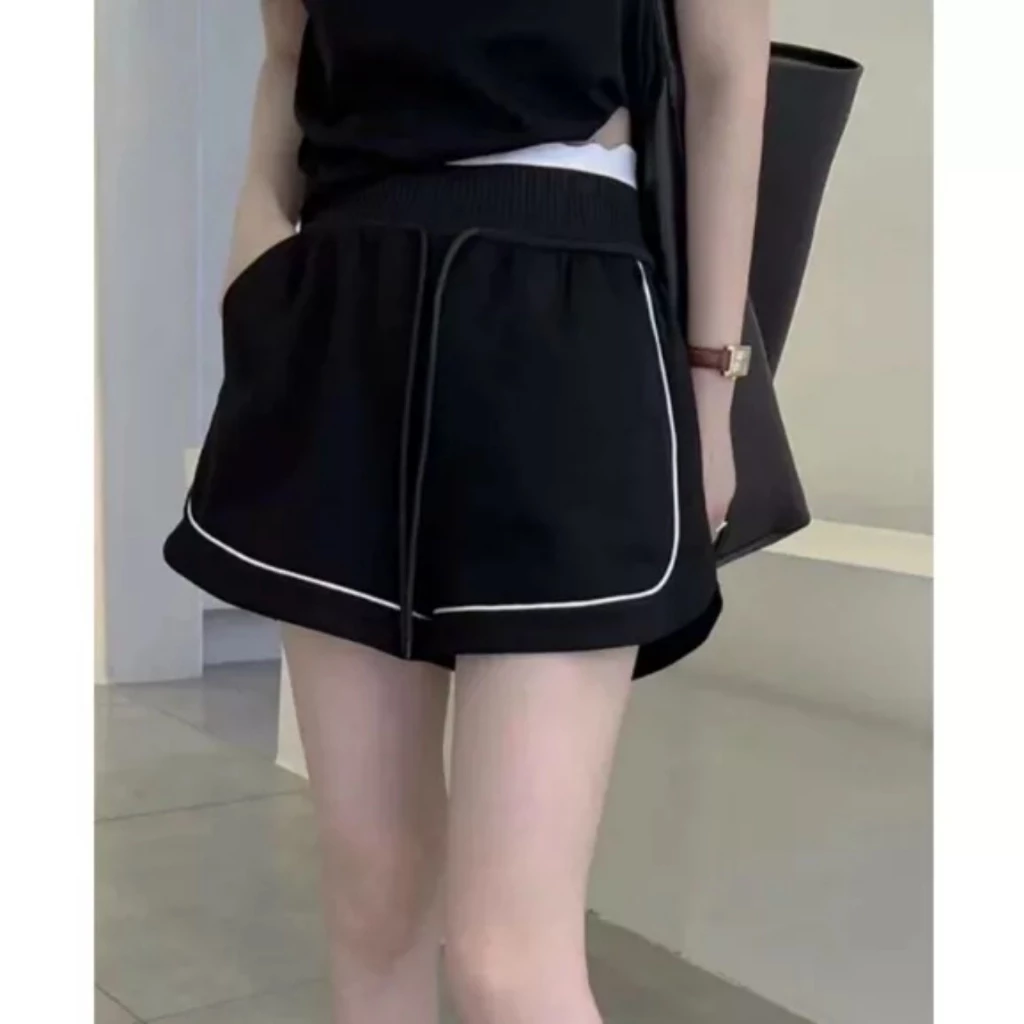 Quần SOOC Dáng Thể Thao Cạp Chun Phối Viền Năng Động