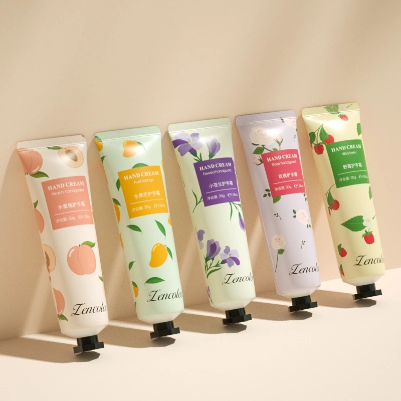 Hand cream anti-drying, frost cracking, non-greasy hydrating chamomile moisturizing cream vaseline lotion