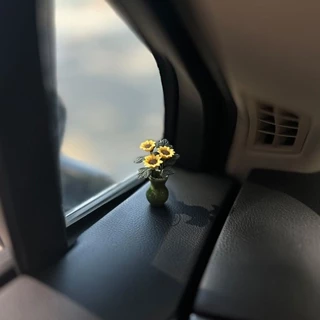 Vase sunflower car ornament car center console trang trí nội thất ô tô phụ kiện