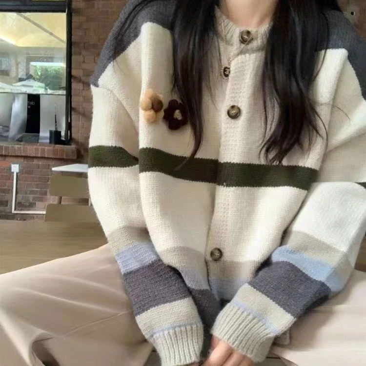 Áo Khoác cardigan Len Ba Chiều Mềm Mại Họa Tiết Hoa Sọc Tương Phản Ngọt Ngào Thời Trang Thu Đông Cho Nữ