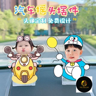 Mô hình standee lắc đầu chạy pin ghép mặt theo yêu cầu  cute làm quà tặng, trang trí ô tô, để bàn Trí Decor anime