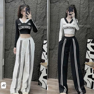 Set Đồ Bộ Áo Tay Dài Croptop Cổ V In Chữ Phối Quần Dài Ống Rộng Viền 2 Sọc Thun Tăm Lạnh Siêu Cưng , Hot , Đi Chơi