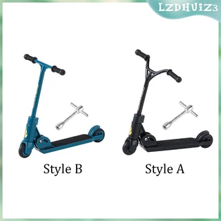 Bảng Đạo Cụ Đeo Ngón Tay Gắn Xe Điện Scooter Làm Quà Tặng Sinh Nhật Cho Bé