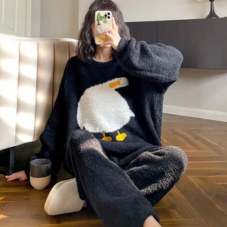 DIAKE❤Bộ Đồ Ngủ pijama công chúa  Chất Nỉ Phối Lông Cừu San Hô Dày Dặn Ấm Áp Thời Trang Thu Đông Dễ Thương Cho Nữ