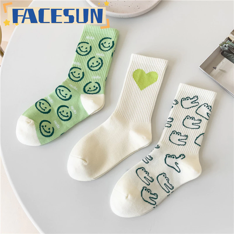 Facesun Tình Yêu Mới Nụ Cười Tất Nhật Bản Nhỏ Tươi Cá Tính Giữa Ống Tất Xanh Giải Trí Thể Thao Vớ