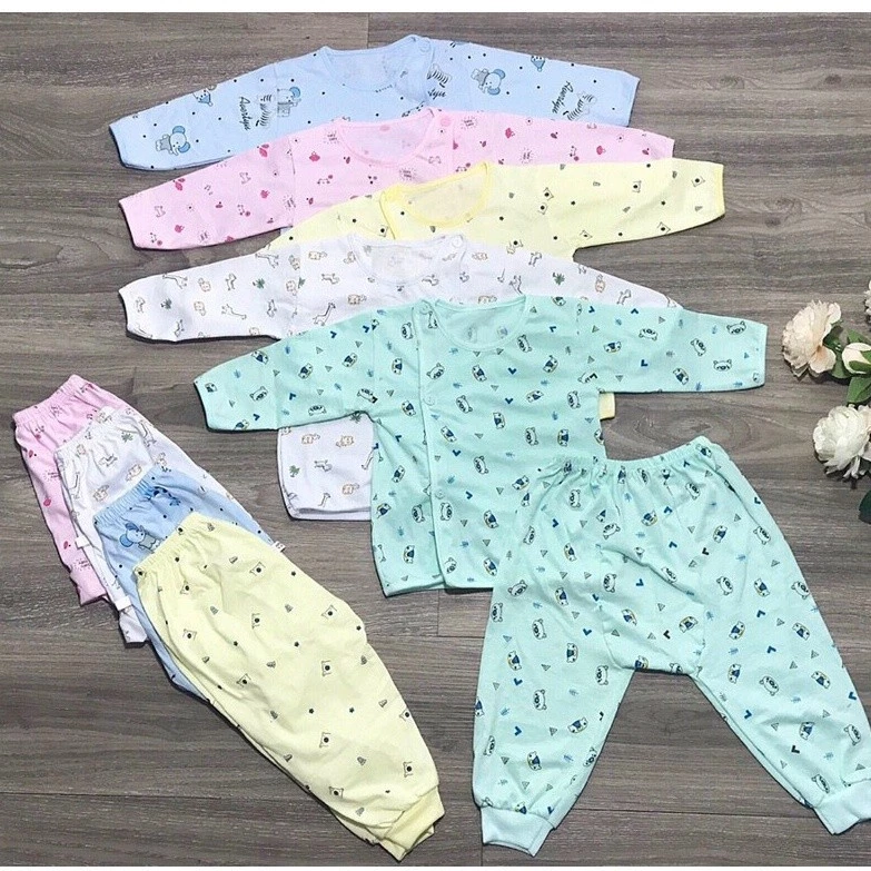 Bộ quần áo dài tay cotton cho trẻ sơ sinh, khuy lệch -Họa tiết đáng yêu