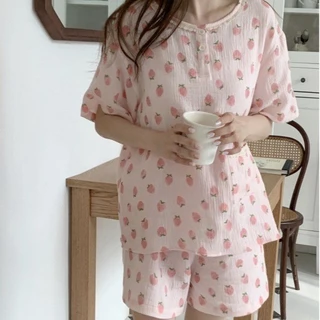 BN30_ Bộ ngủ , pijama nữ ngắn tay quần short muslin dâu tây hồng nhạt | Hàng quảng châu cao cấp