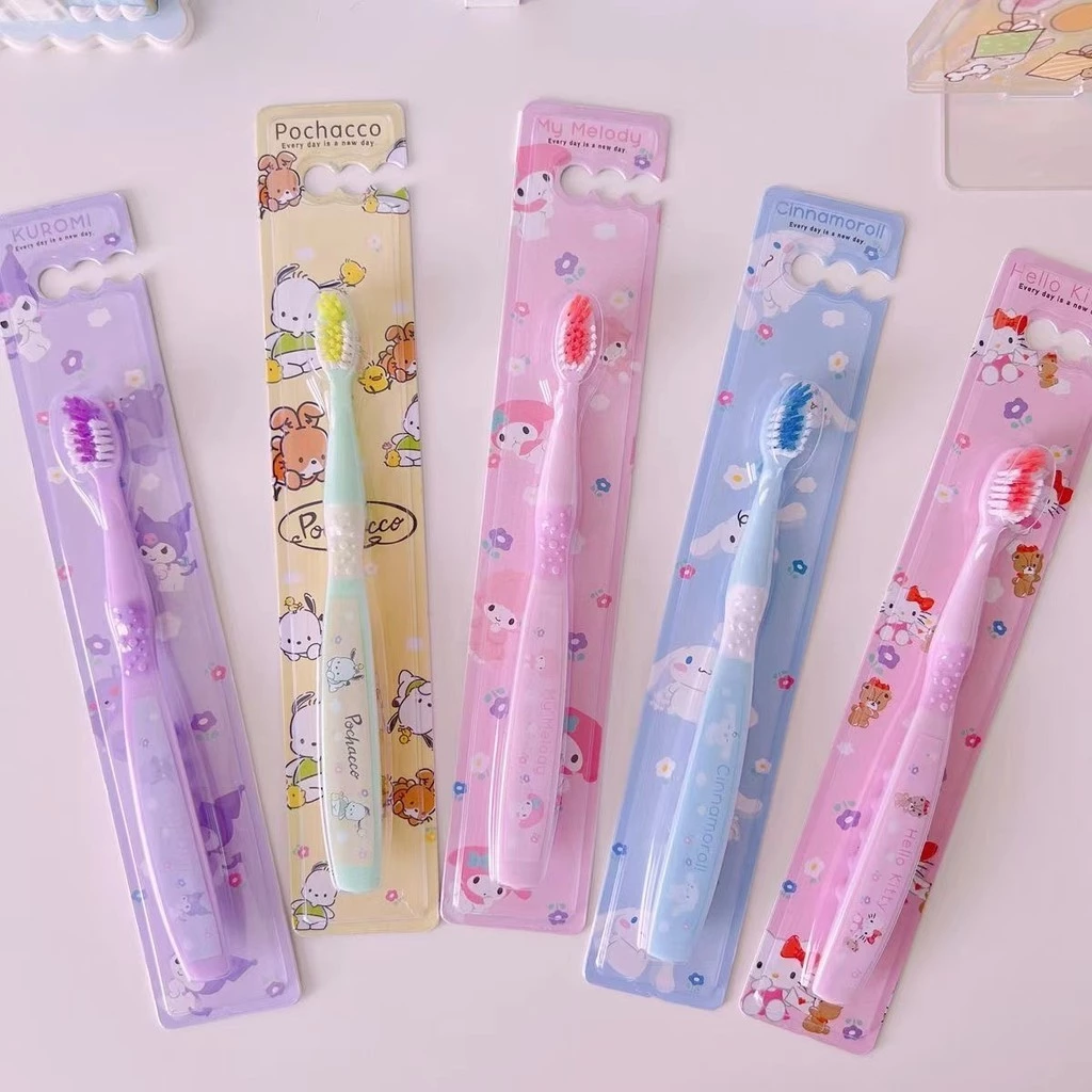 Bàn chải đánh răng lông mềm Sanrio Cartoon Kid Kuromi / Melody / Cinnamoroll Dog / Hello Kitty Dụng cụ làm sạch răng thoải mái Bàn chải đánh răng học sinh chất lượng cao cho trẻ em Bé trai / Bé gái