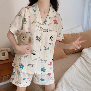 Bộ đồ ngủ nữ in hình quần short cotton mịn phù hợp với đồ ngủ gia đình giản dị và thoải mái