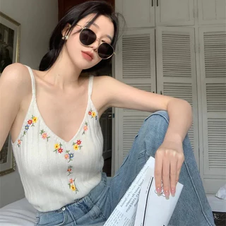 K Dệt Kim Nhỏ Camisole Mùa Hè Phong Cách Mới Thêu Cổ Chữ V Áo Dệt Kim Ngắn