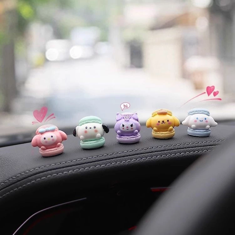 Đồ trang trí ô tô Sanrio trang trí nội thất ô tô dễ thương bảng điều khiển trung tâm búp bê trang trí màn hình ô tô