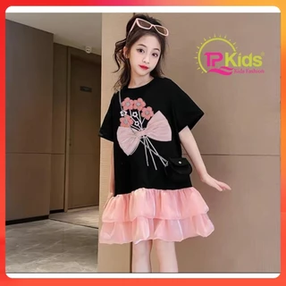 Đồ bộ bé gái Chất liệu thân trên cotton gắn từng bông hoa len tỷ mỷ cùng Váy tơ óng xếp 2 tầng dày bồng xinh yêu cho bé