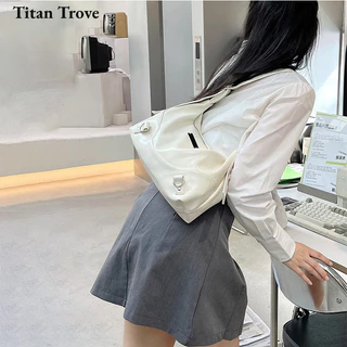 Túi đeo vai nữ Titan Trove thiết kế thích hợp và sức chứa lớn Túi xách tote da mềm cao cấp