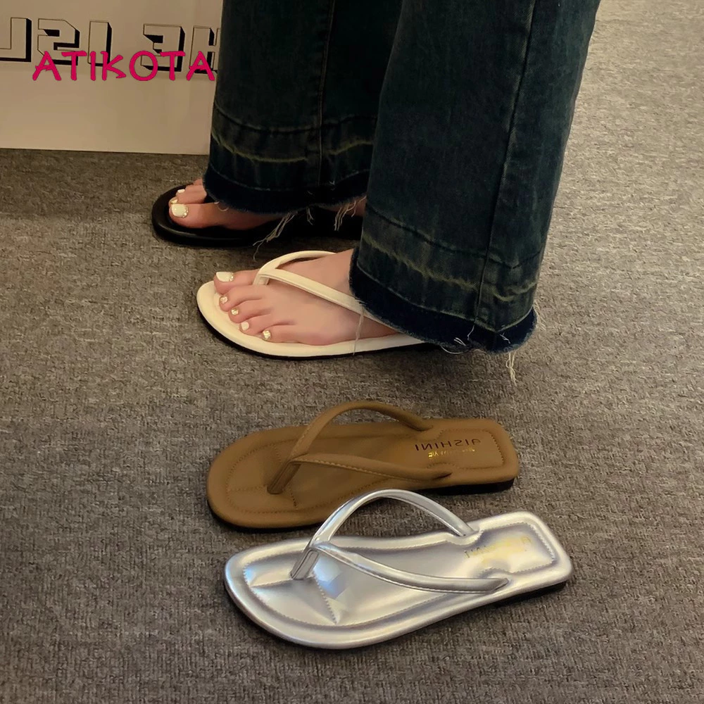 Atikota Nữ sandal phẳng thoải mái Kẹp mềm mại Ngón chân nữ dép đi biển giải trí ngoài trời