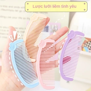 Lược nhỏ hoạt hình tại nhà
