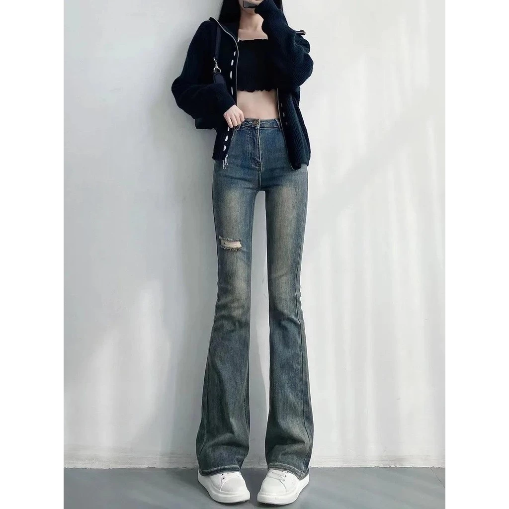quần jeans loe co giãn rách 1 bên đùi màu sắc mới lạ phong cách hiện đại cực hot trend { FREEship} Nữ Women quần