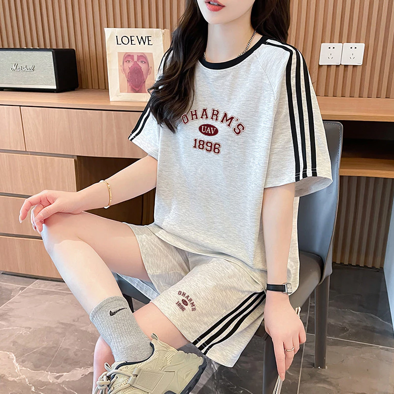 [RẺ VÔ ĐỊCH]Bộ đồ thể thao thông thường mùa hè kiểu Mỹ Áo thun ngắn tay cổ tròn dành cho nam nữ uav 1896