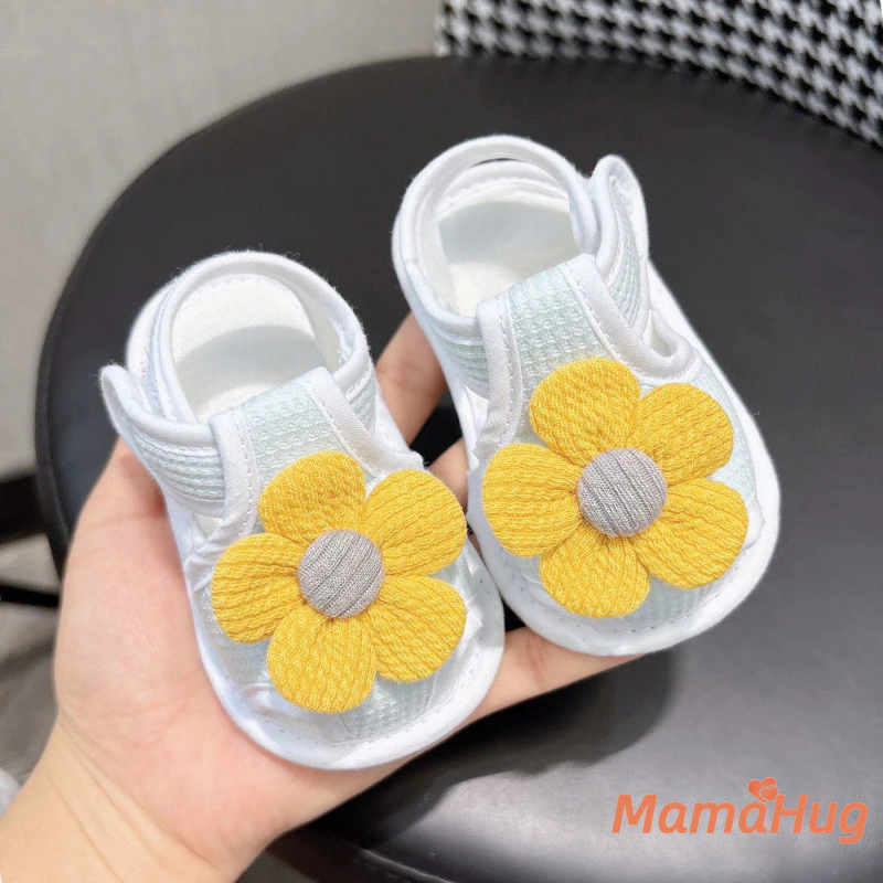 2026 Bé Gái Mới Mùa Hè Dép Hoa Dễ Thương Giày Công Chúa Sơ Sinh Tập Đi Trẻ Em Cotton Giày Đi Bộ Thời Trang Ngọt Ngào Chống Trơn Trượt Đế Ngoài Trời Playwear Chụp Ảnh Trang Phục