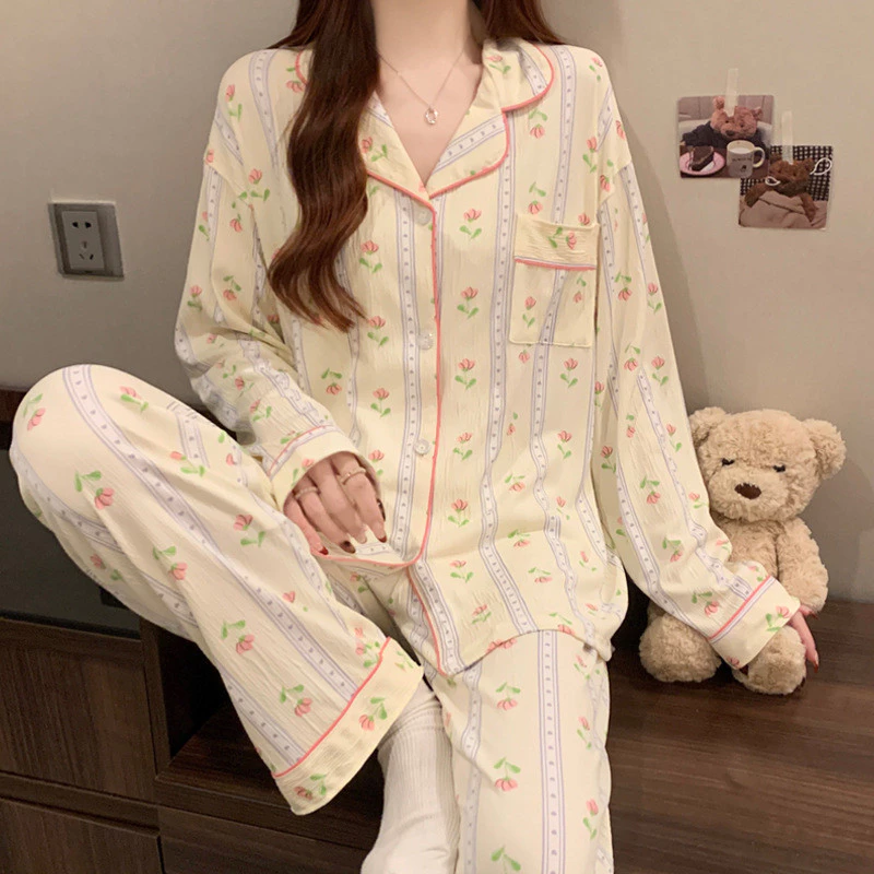 Bộ đồ ngủ cardigan dài tay hoa tươi mát, phù hợp nữ từ 40-75kg