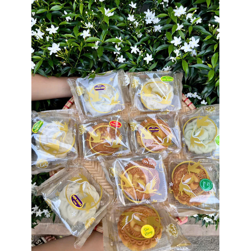 [Size Lớn 180g] Combo 5 Bánh trung thu Việt Nam, bánh nướng bánh dẻo đủ vị thơm ngon , vị ngọt vừa phải