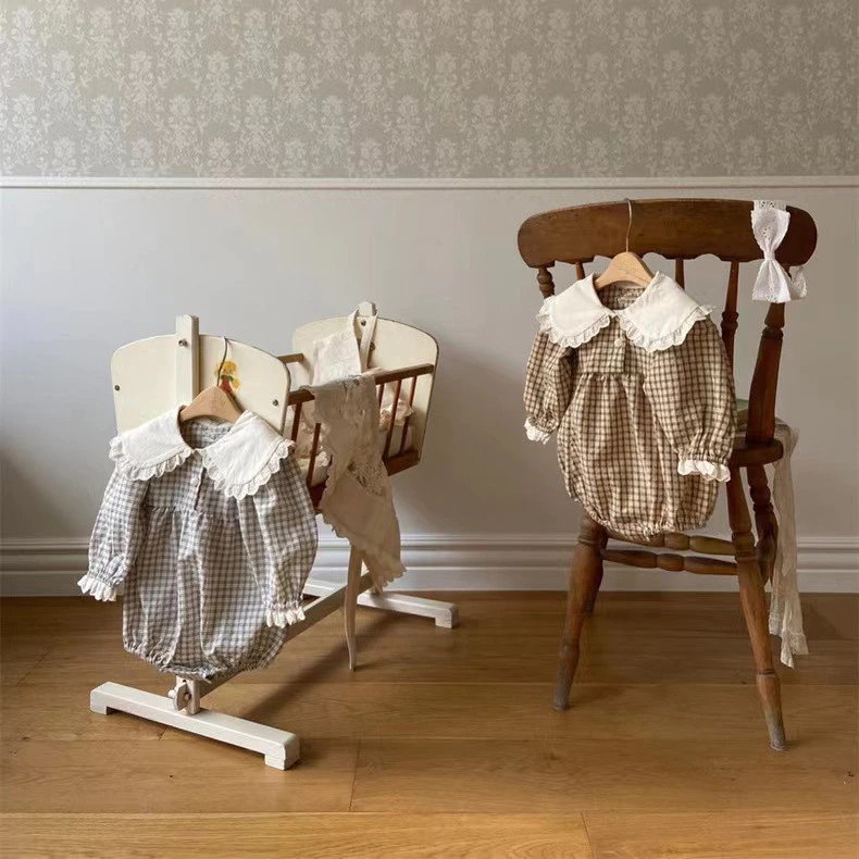 Ig Mới Bé Gái Dài Tay Áo liền quần 2 Màu Ren Kẻ Sọc Cotton Giải Trí Hàn Quốc Dễ Thương Thoáng Khí Bé Gái Áo liền quần 0-2 Tuổi
