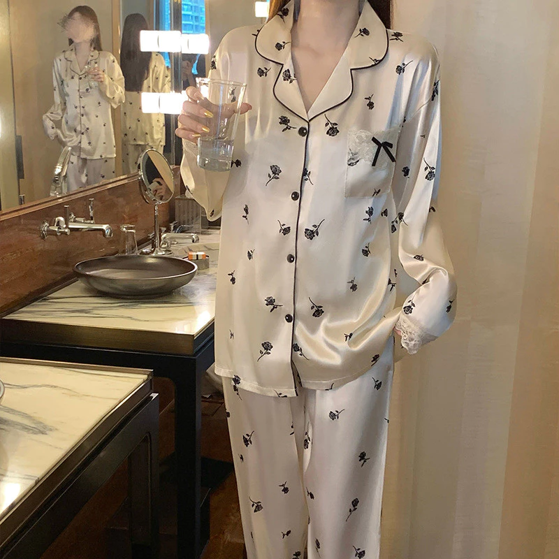 (40-75kg)Vải lụa Polyester Bộ đồ ngủ cao cấp viền ren hoa hồng đen cho phụ nữ, bộ đồ mặc ở nhà tay dài bằng lụa lạnh ngọt ngào