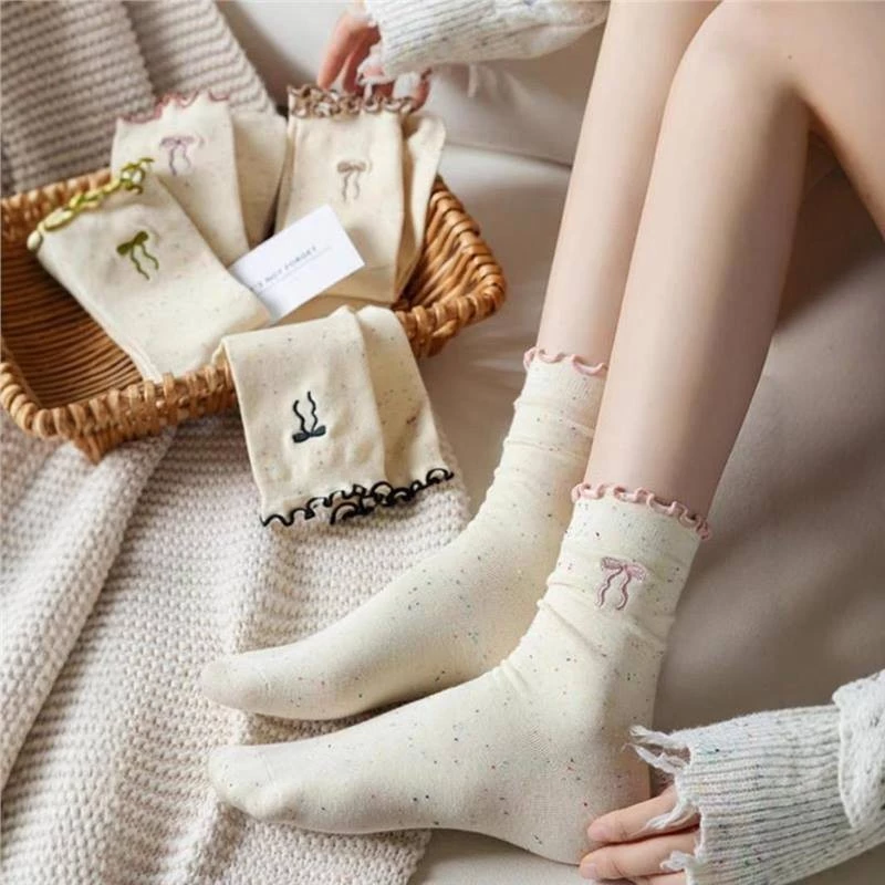 Lố 10 đôi tất cổ cao nơ chấm bi viền bèo - TCBVB
