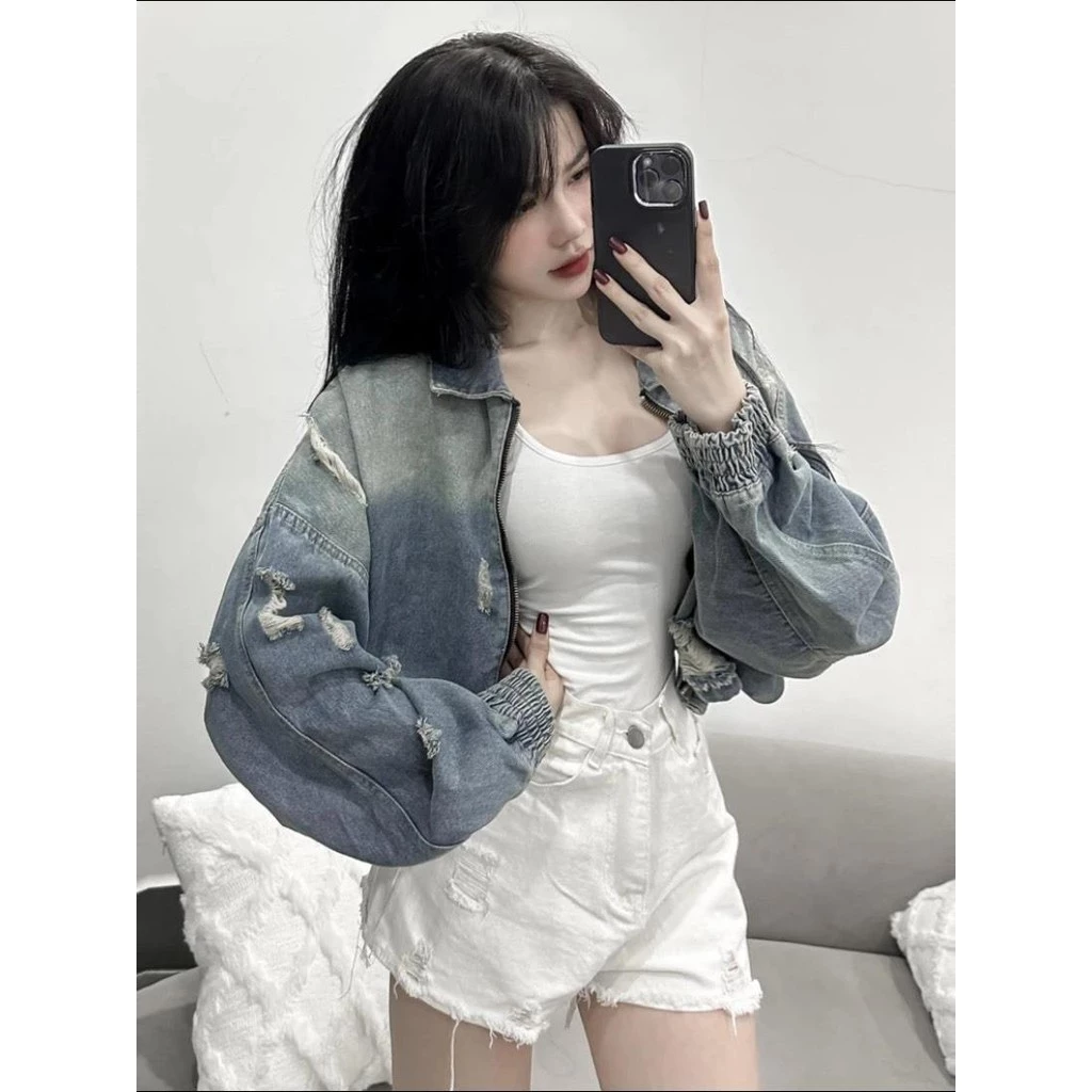 Áo khoác jeans nữ croptop jeans rách hot trend dành cho nữ . phù hợp 4 mùa bo chun tay giữ fom