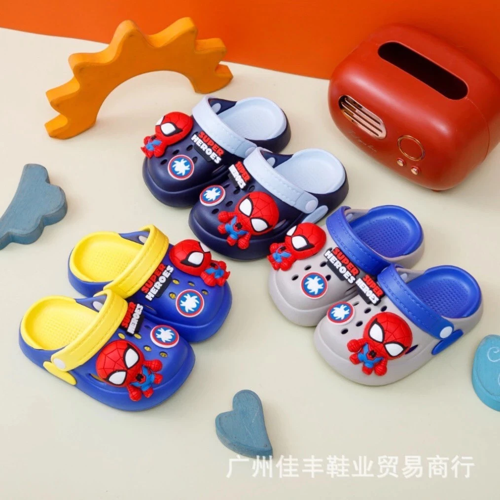 Sục siêu nhân cho bé trai chất liệu eva cao cấp mềm êm size 24-35 , nhiều màu lựa chọn . Giá gốc tận xưởng . Mã SSN-HY