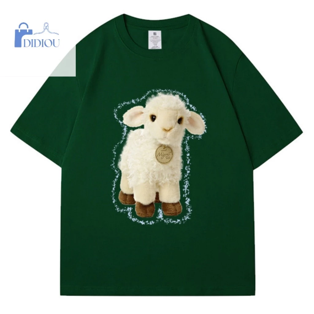 Áo thun nữ in hình búp bê cừu, cổ tròn thoáng khí, kiểu dáng preppy, thiết kế trẻ trung và năng động, áo thun kiểu Mỹ.