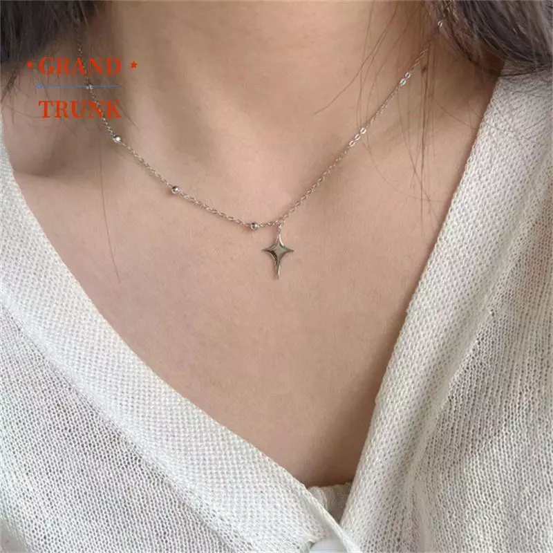 Vòng cổ hình ngôi sao bốn cánh - Trang sức thời trang và đa năng, quà tặng hoàn hảo