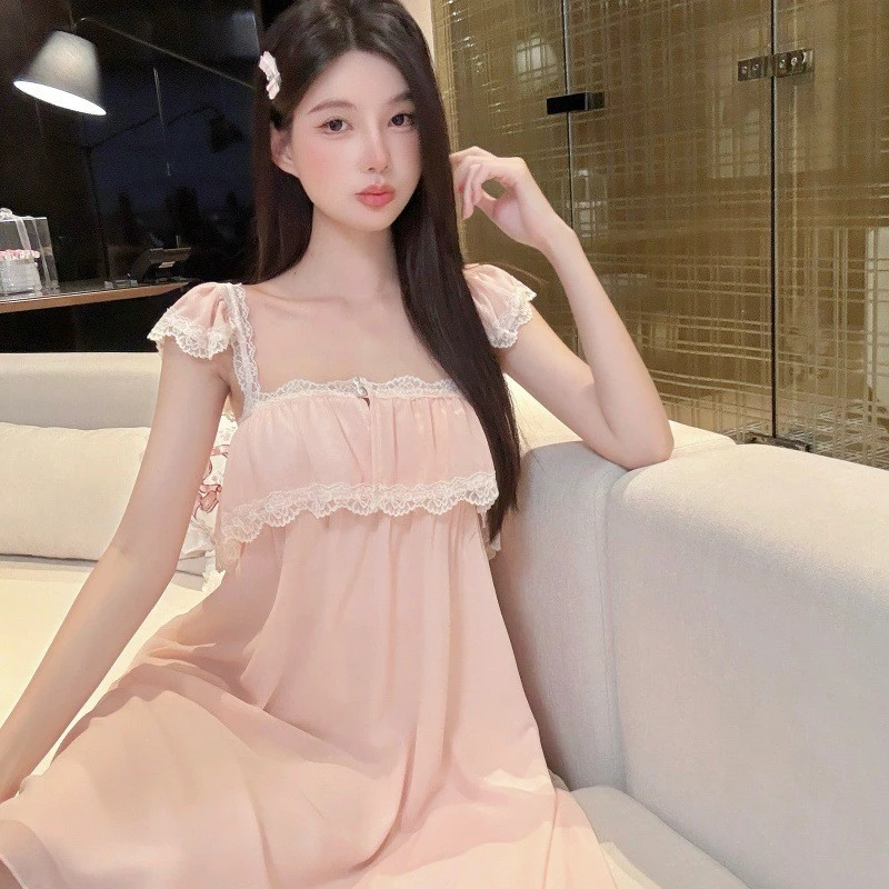 Váy ngủ nữ châu Âu retro court sling voan tay ngắn, phong cách ngọt ngào dễ thương, phù hợp mặc ở nhà điều hòa hoặc trong các bữa tiệc sinh nhật gia đình