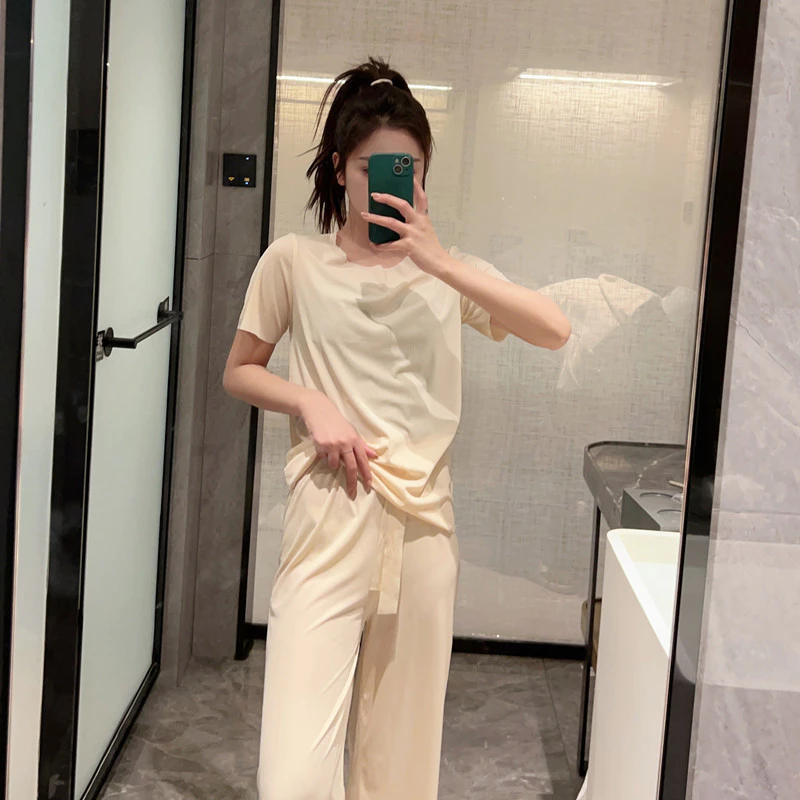 【Thanh lý】【Bộ đồ ngủ mát lạnh】Áo ngắn tay + quần dài chất liệu lụa Ice Silk – Đồ mặc nhà cao cấp siêu mỏng dành cho mùa hè, thoáng mát thoải mái