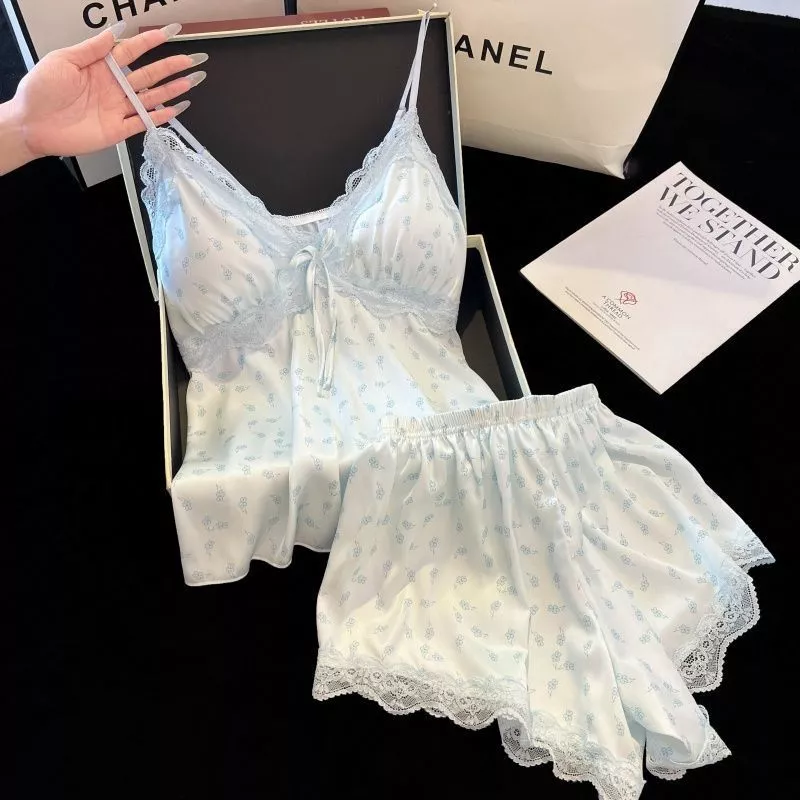 [Pre-Order]-09 Bộ đồ ngủ lụa băng dành cho nữ, họa tiết hoa, quần short gợi cảm có đệm ngực
