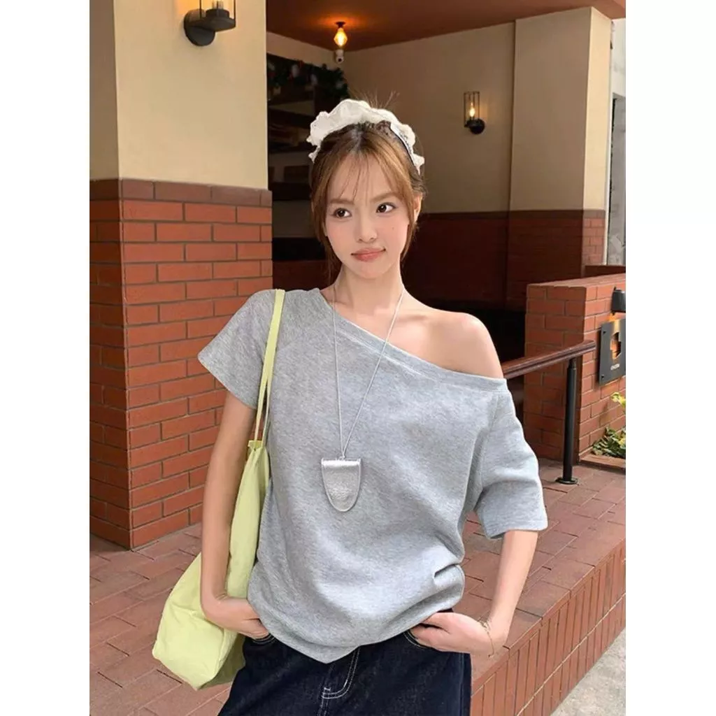 Áo Thun Nữ Dáng Rộng Lệch Vai, Áo Cộc Tay Cổ Lệch Chất Cotton Mặc Hai Kiểu Form Rộng