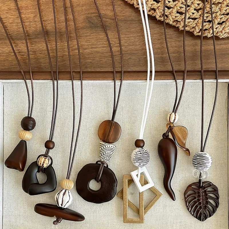 Vòng cổ Bohemian mùa hè cổ điển Màu cà phê Vòng cổ nữ đơn giản