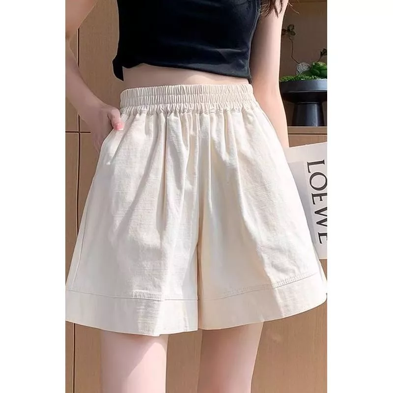 Shorts nữ cotton cao cấp, dáng ôm body, phong cách thể thao, thiết kế A-line, phù hợp mặc hàng ngày vào mùa hè.