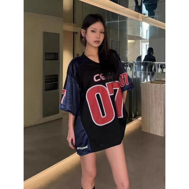 Áo thun Jersey cổ chữ V phong cách đường phố Mỹ dành cho nam, áo nửa tay dáng rộng và thể thao