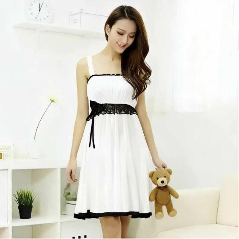 Nightdress Ice Silk Tube Top phiên bản Hàn Quốc, phong cách cổ tích mỏng, phù hợp làm đồ ngủ hoặc váy treo.