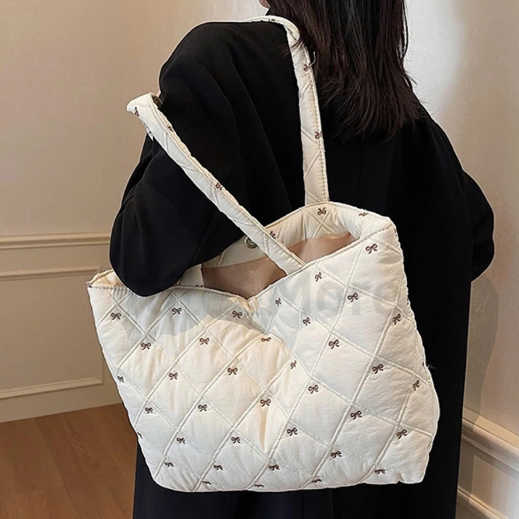 Túi Tote Vải Nhẹ - Thiết Kế Đeo Vai & Xách Tay, Khóa Từ Tiện Lợi, Chứa Đồ Cực Tốt
