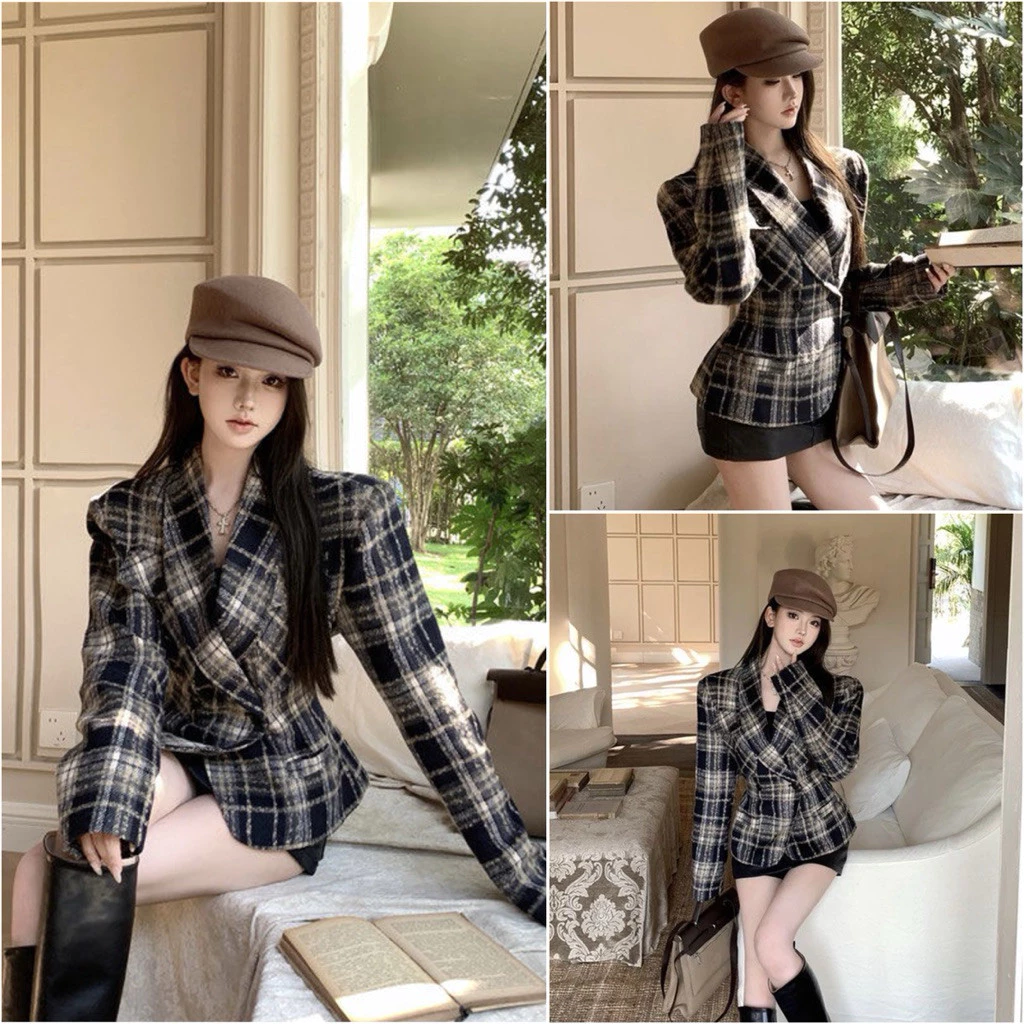 Áo blazer nữ kẻ caro dáng dài Hàn Quốc sang chảnh