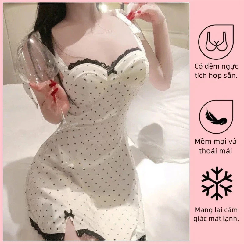 Bộ đồ ngủ váy dạng slim-fit có nơ chấm bi giúp nâng đẩy ngực, dành cho nữ