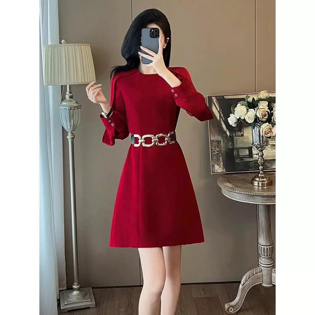 CS053 - VÁY THIẾT KẾ MÀU ĐỎ KÈM THẮT LƯNG