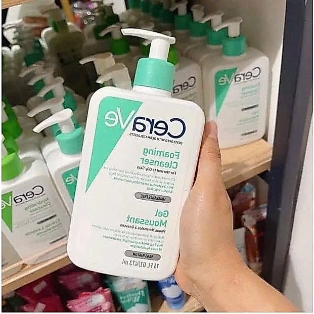 Sữa Rửa Mặt Tạo Bọt CeraVe Foaming Cleanser dành cho da thường và da dầu 236ml