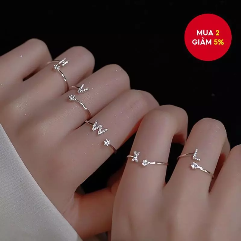 Nhẫn chữ A-Z có thể điều chỉnh bằng bạc hợp thời trang với kim cương Micro Pave Món quà hoàn hảo cho nữ