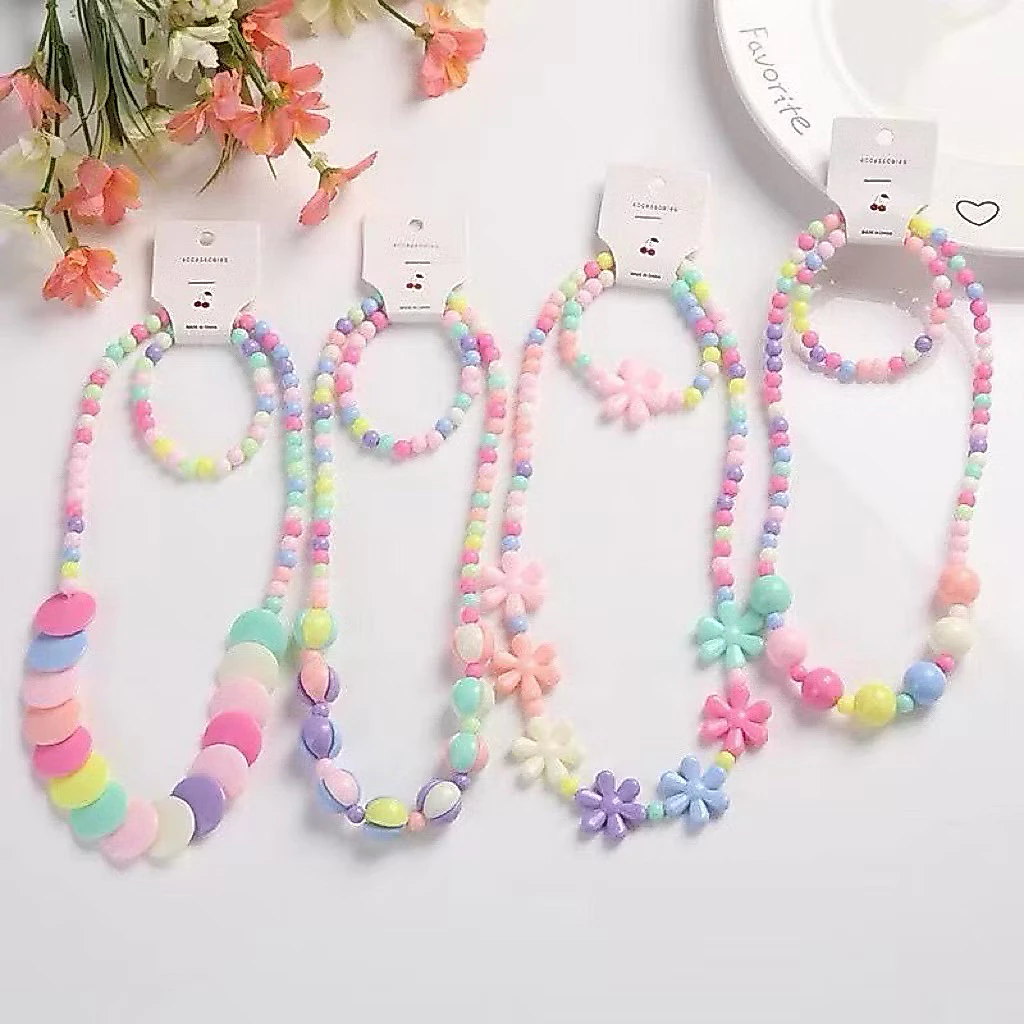 [Phụ kiện ] Set vòng xinh cho bé gái diện kết hợp đồ cực yêu