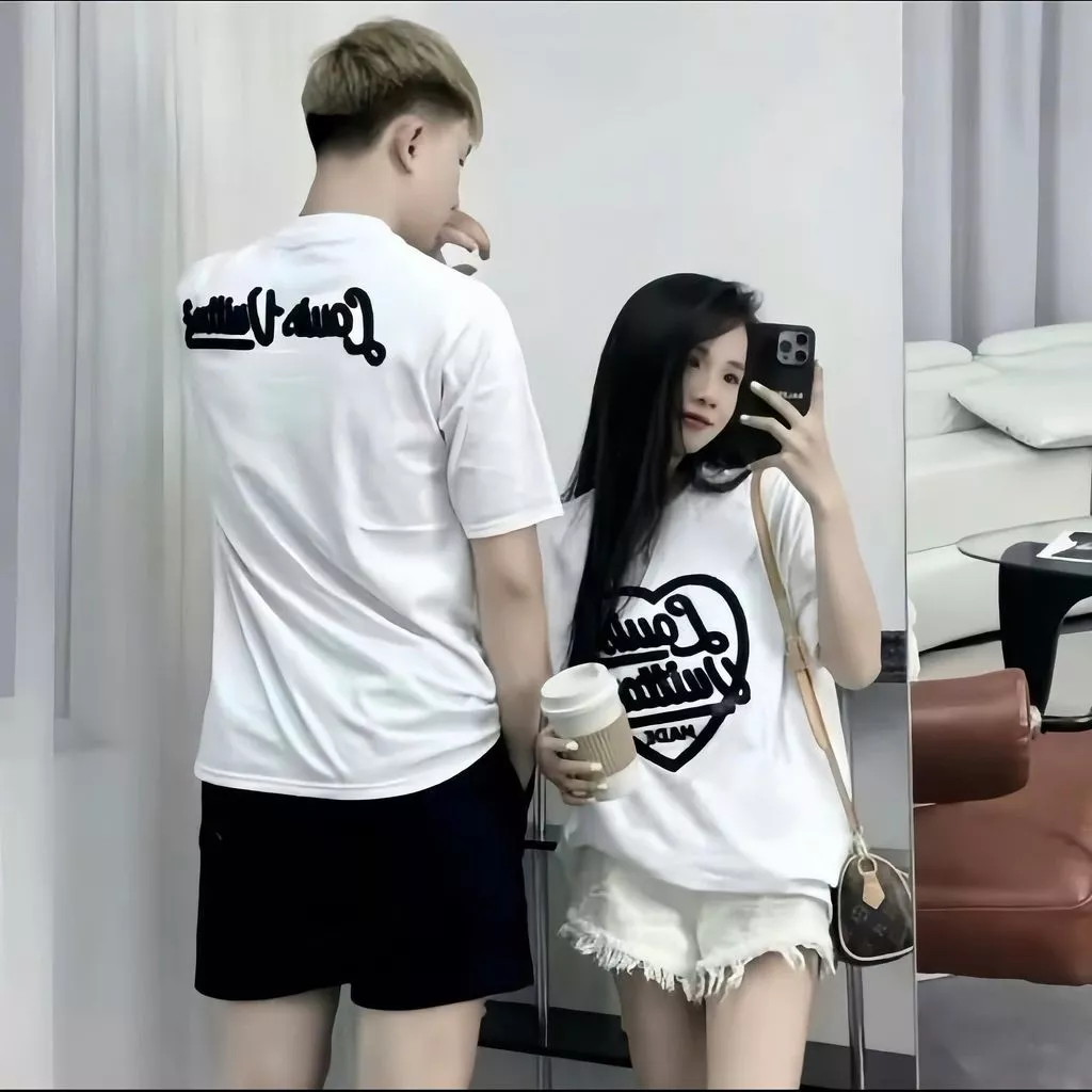 Áo Thun Trái Tym Phối Chữ THÊU XÙ Cực Đẹp Co Dãn 4 Chiều Thoáng Mát Nam Nữ Cổ Tròn Hottrend