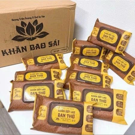 Combo 5-10 Gói Khăn Ướt Lau Ban Thờ Thiên Phúc Hương Trầm Hương Và Quế An Yên Tự Nhiên Tiện Lợi An Toàn Sạch Sẽ