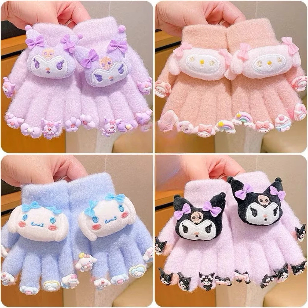 Găng tay hoạt hình Kuromi, Melody, Cinamol có gắn charm, stiker ấm áp mùa đông cho bé 3-10 tuổi