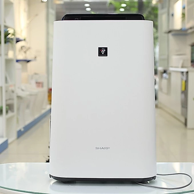 Máy Lọc Không Khí, Bù Ẩm Sharp Mẫu Mới 2025 (KC-S50-W/35m2/100V) Kèm Cục Đổi Nguồn